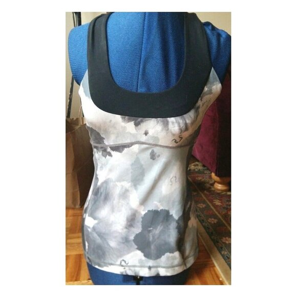 Lululemon Scoop Neck Tank top athletic yoga watercolor print white gray black 6 - Picture 2 of 15